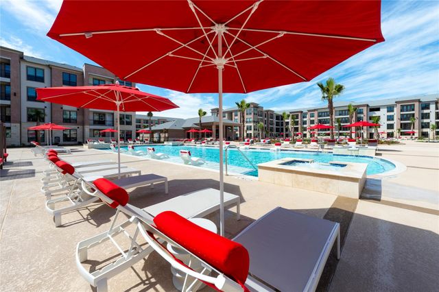 15915 Kingfield Drive 2106, Houston, TX 77084