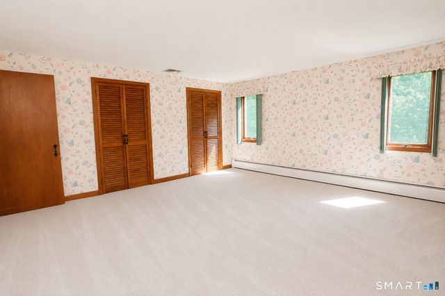 62 Newgate Road, East Granby, CT 06026