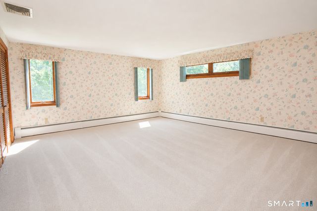 62 Newgate Road, East Granby, CT 06026