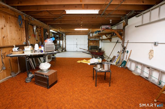 62 Newgate Road, East Granby, CT 06026