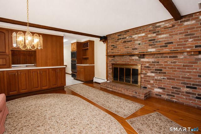 62 Newgate Road, East Granby, CT 06026