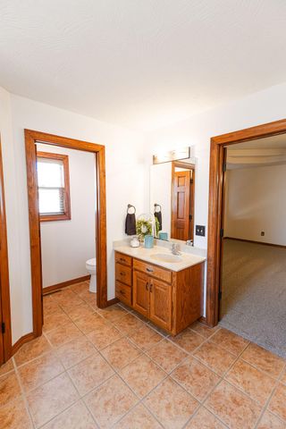3779 N Ashbury Drive, Springfield, MO 65803