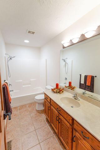 3779 N Ashbury Drive, Springfield, MO 65803