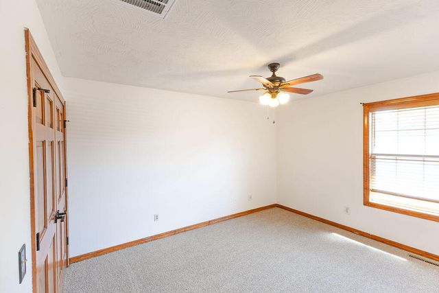 3779 N Ashbury Drive, Springfield, MO 65803