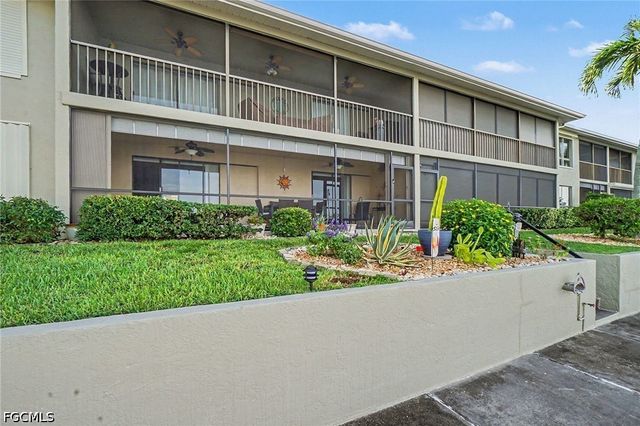 4622 SW Santa Barbara PL 111, Cape Coral, FL 33914