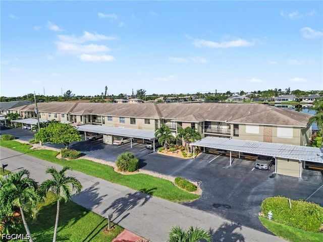 4622 SW Santa Barbara PL 111, Cape Coral, FL 33914