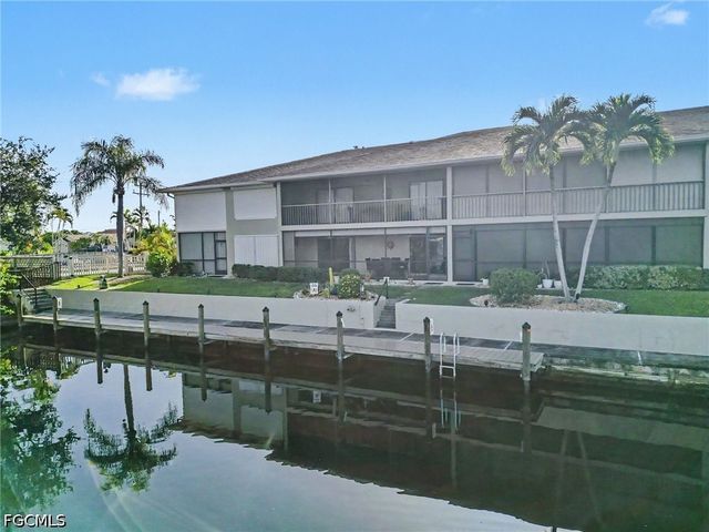4622 SW Santa Barbara PL 111, Cape Coral, FL 33914