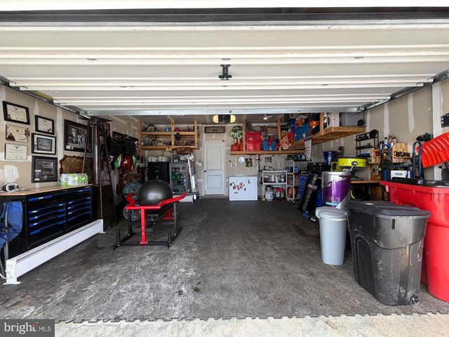 84 PREENING RD, Hedgesville, WV 25427