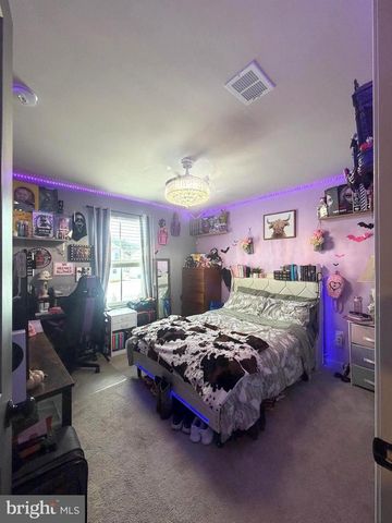 84 PREENING RD, Hedgesville, WV 25427