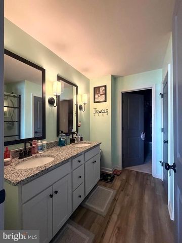 84 PREENING RD, Hedgesville, WV 25427