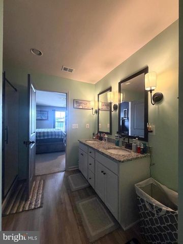 84 PREENING RD, Hedgesville, WV 25427