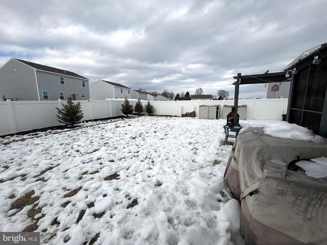 84 PREENING RD, Hedgesville, WV 25427