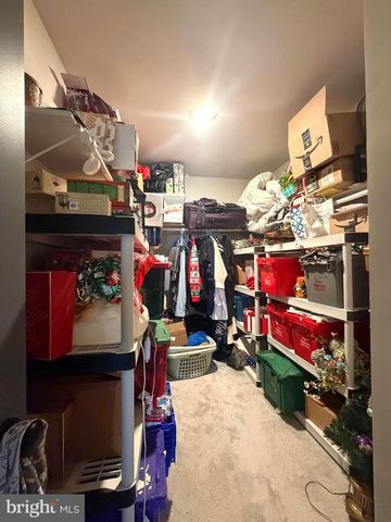 84 PREENING RD, Hedgesville, WV 25427