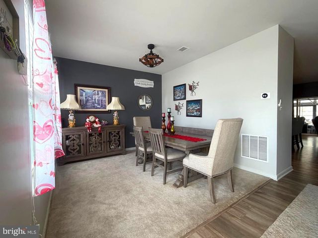 84 PREENING RD, Hedgesville, WV 25427