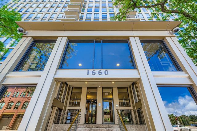 1660 N La Salle Drive 307, Chicago, IL 60614