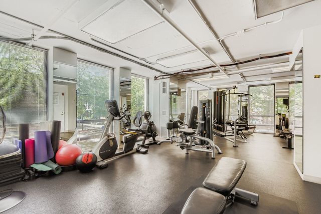 1660 N La Salle Drive 307, Chicago, IL 60614