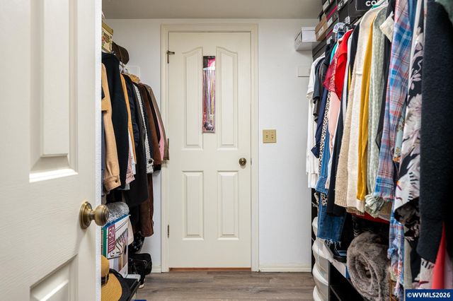 4000 Carman #E-68 Dr, Lake Oswego, OR 97035