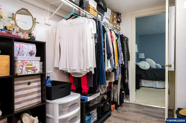 4000 Carman #E-68 Dr, Lake Oswego, OR 97035