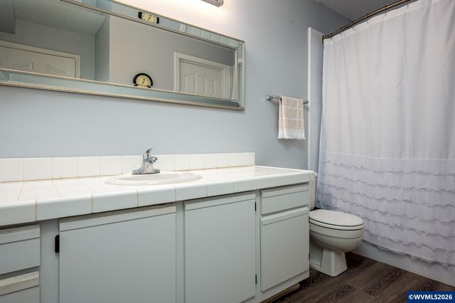 4000 Carman #E-68 Dr, Lake Oswego, OR 97035