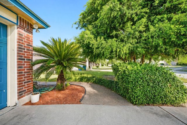 6106 Jessica Dr, Corpus Christi, TX 78414