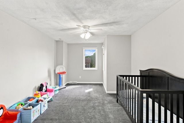 200 Mayfield Ave C7, Cranston, RI 02920
