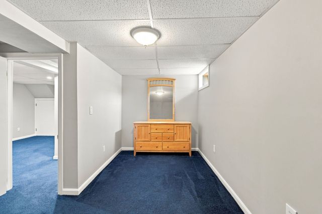 200 Mayfield Ave C7, Cranston, RI 02920