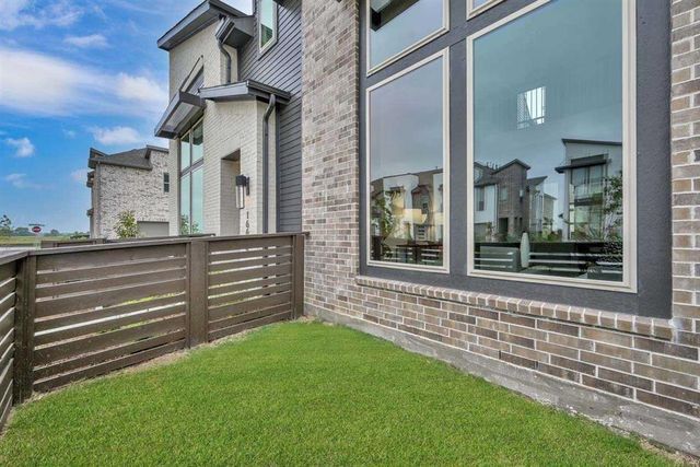 16630 Lake Austin Street, Cypress, TX 77433
