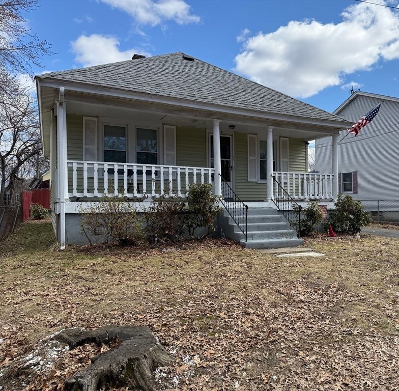 145 Moxon St, Springfield, MA 01151