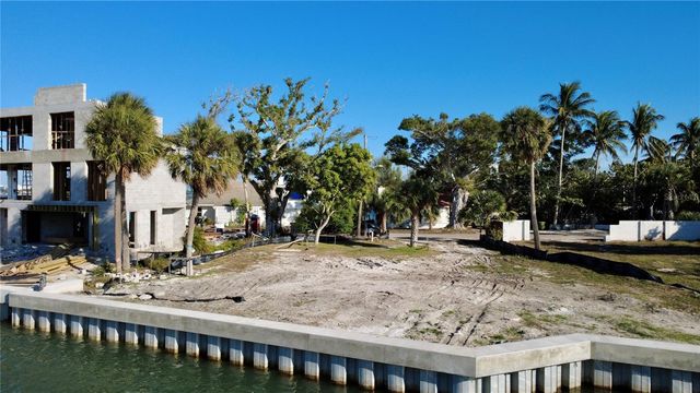 3210 HIGEL AVENUE, Sarasota, FL 34242