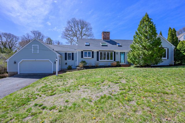 61 Linda Lane, Hyannis, MA 02601