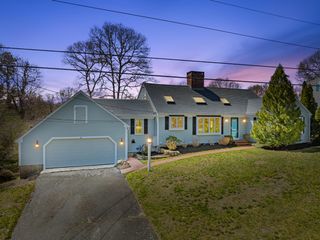 61 Linda Lane, Hyannis, MA 02601
