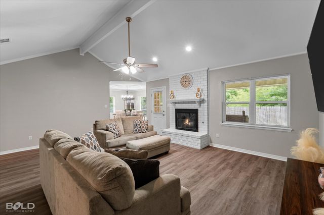 914 Edgefield Drive, Shreveport, LA 71118