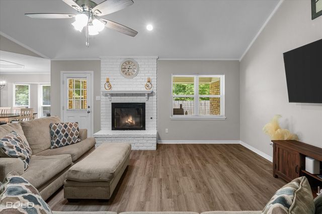 914 Edgefield Drive, Shreveport, LA 71118