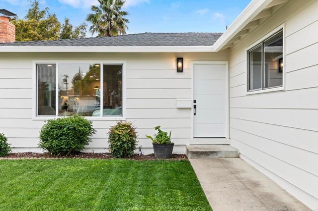 832 Mary Court, Campbell, CA 95008