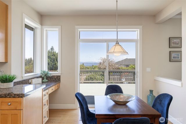 11560 NE Skyward Loop, Kingston, WA 98346