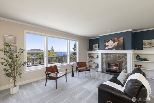 11560 NE Skyward Loop, Kingston, WA 98346
