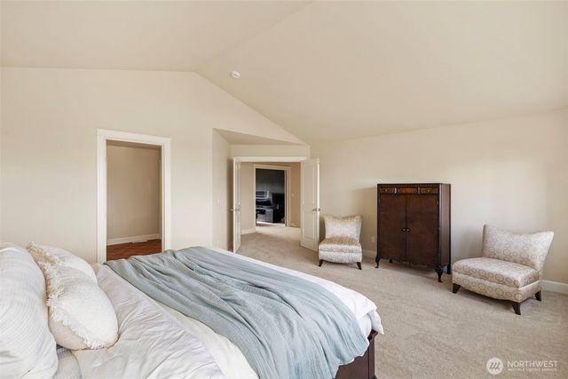 11560 NE Skyward Loop, Kingston, WA 98346
