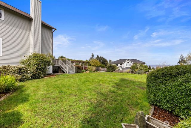 11560 NE Skyward Loop, Kingston, WA 98346