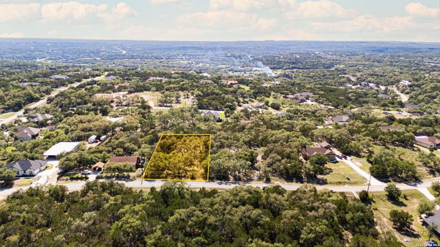 1158 MADRONE RD, Fischer, TX 78623