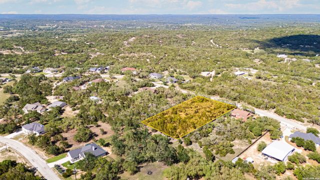 1158 MADRONE RD, Fischer, TX 78623