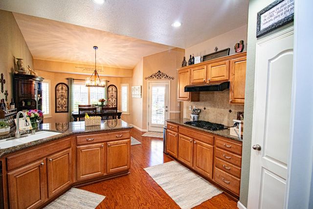 3156 N Arroyo Avenue, Fresno, CA 93727