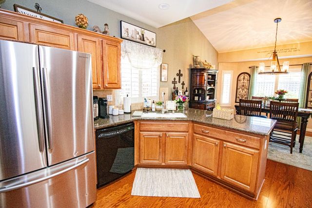 3156 N Arroyo Avenue, Fresno, CA 93727