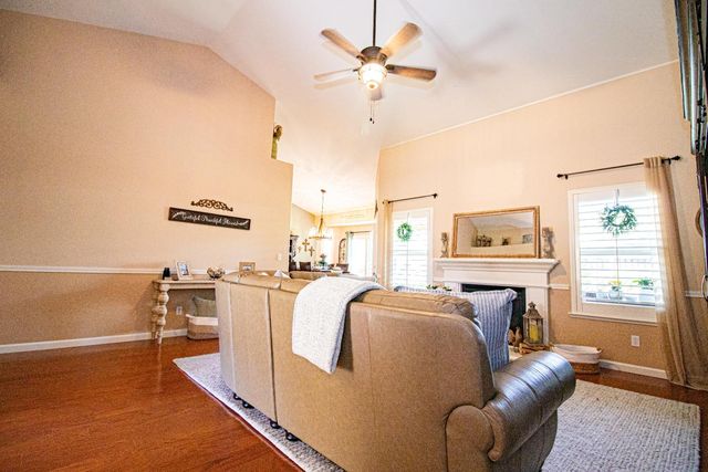 3156 N Arroyo Avenue, Fresno, CA 93727