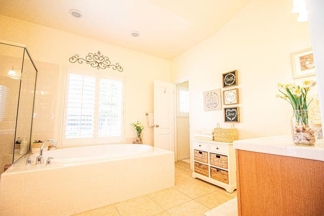 3156 N Arroyo Avenue, Fresno, CA 93727