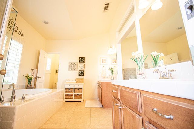 3156 N Arroyo Avenue, Fresno, CA 93727