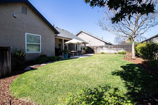 3156 N Arroyo Avenue, Fresno, CA 93727