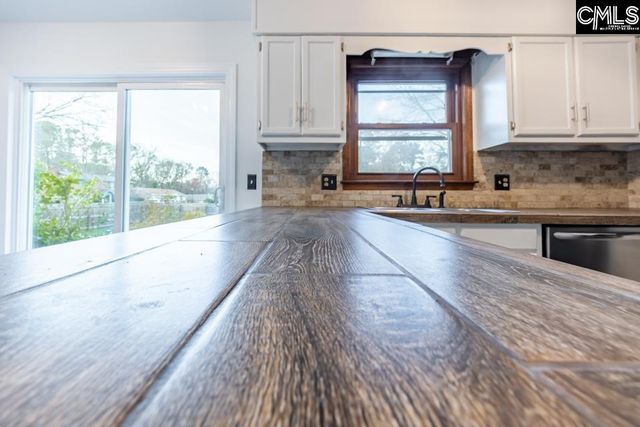 124 Aylesbury Road, Irmo, SC 29063