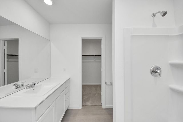 27438 Sweetwater Bay Drive, Katy, TX 77493