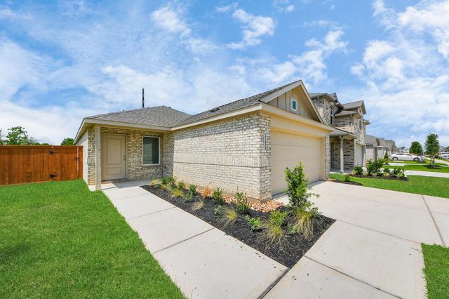 27438 Sweetwater Bay Drive, Katy, TX 77493