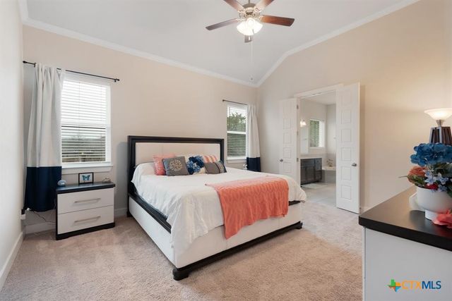 216 Emerald Garden Road, San Marcos, TX 78666